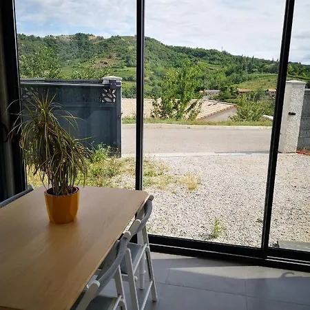 아파트 Les Balcons De L'hermitage *